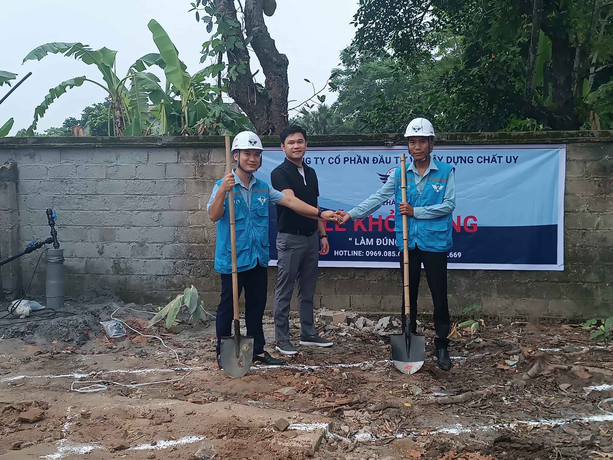 Quy trình xây nhà trọn gói của Chất Uy luôn được tuân thủ nghiêm ngặt và đồng bộ. Đặt 2 chữ chất lượng - uy tín lên hàng đầu để mang đến cho chủ đầu tư giá trị tốt nhất.