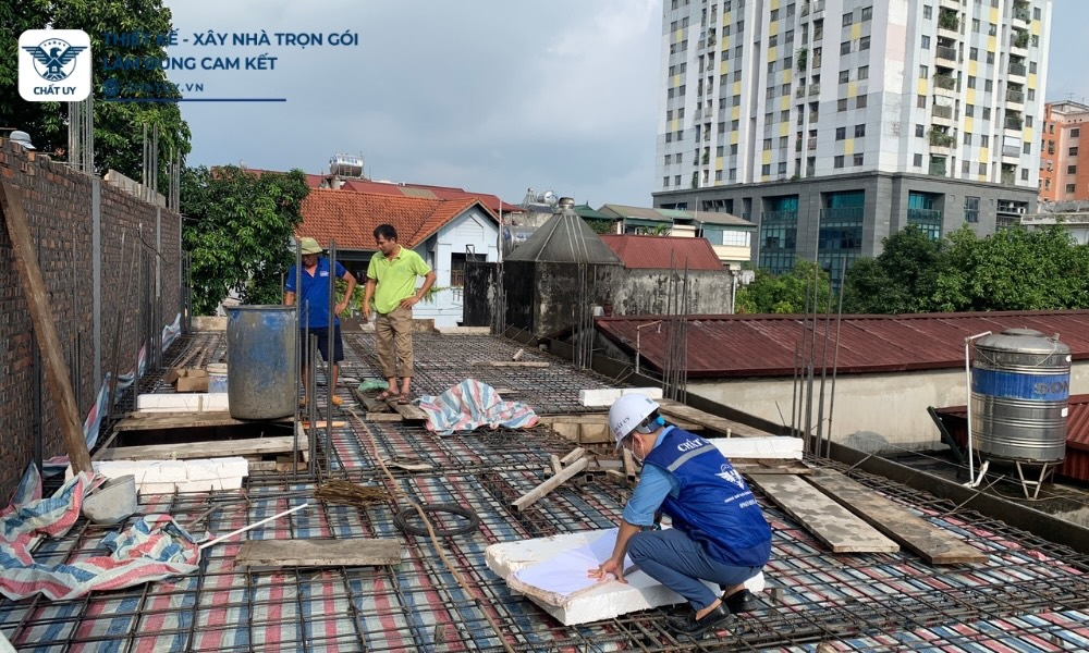 Chi phí làm móng nhà 2 tầng cần dựa trên loại móng, điều kiện nền đất và đơn giá thi công